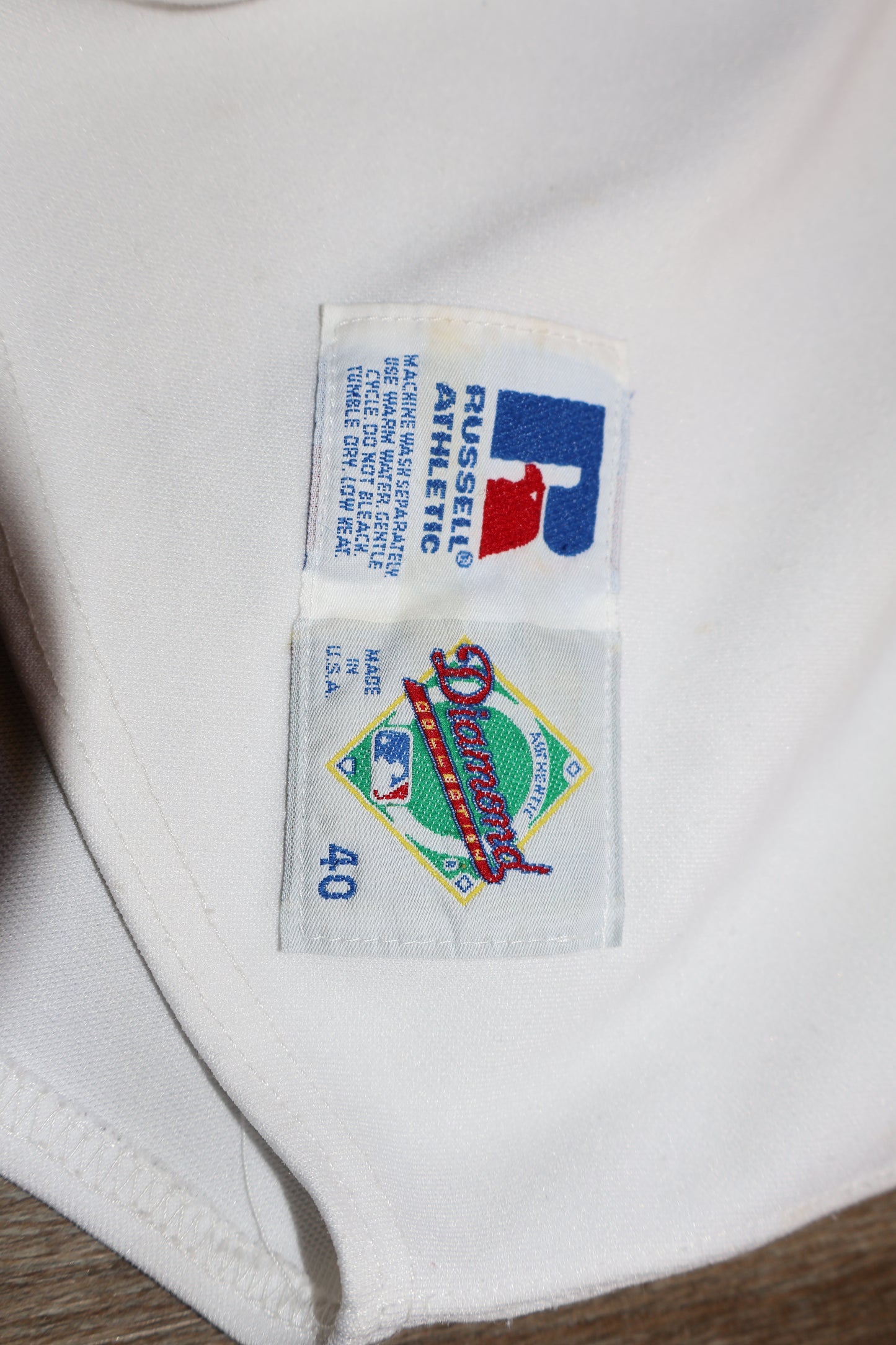 ATLANTA BRAVES DELUXE VINTAGE BUNDLE 1992 DIAMOND RUSSELL JERSEY SHIRT EDITION 1995 VIDEO VHS