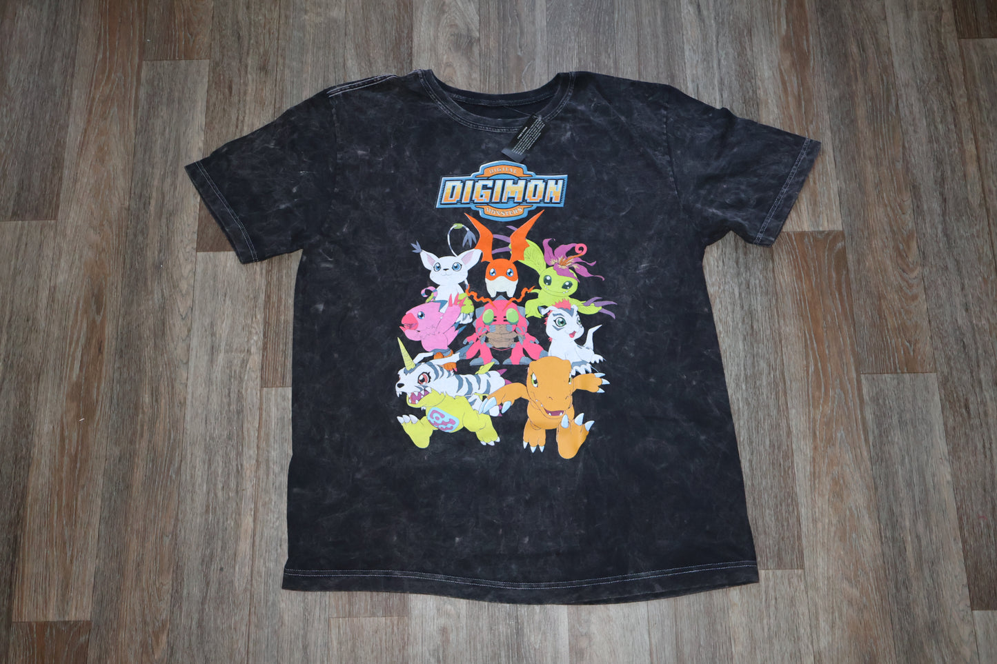 Digimon Combo Tee  And Figurine Wargreymon