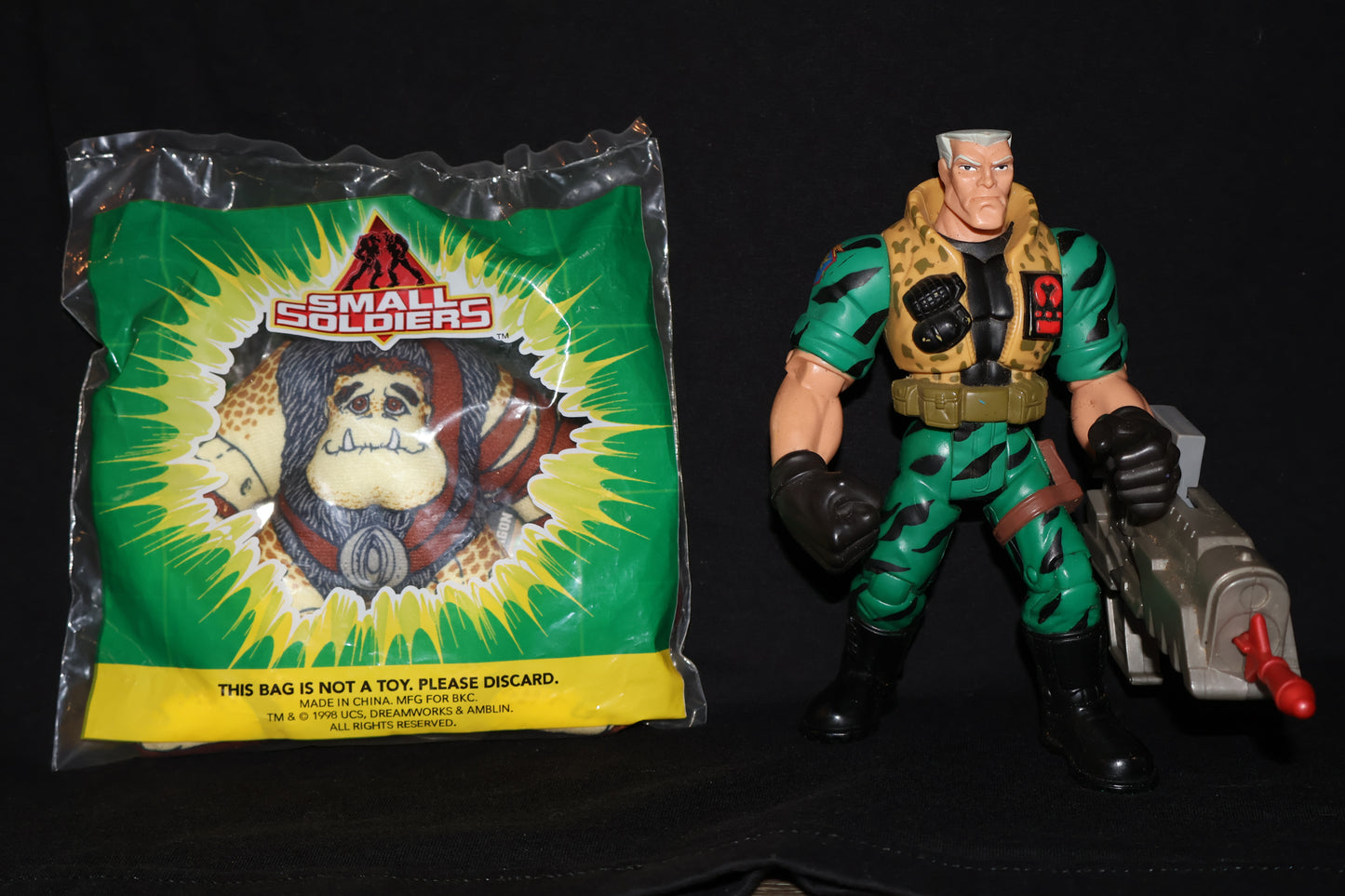 Vintage 1998 Small Soldiers 2x Slamfist Chip Hazard Commando Elite Action Figure